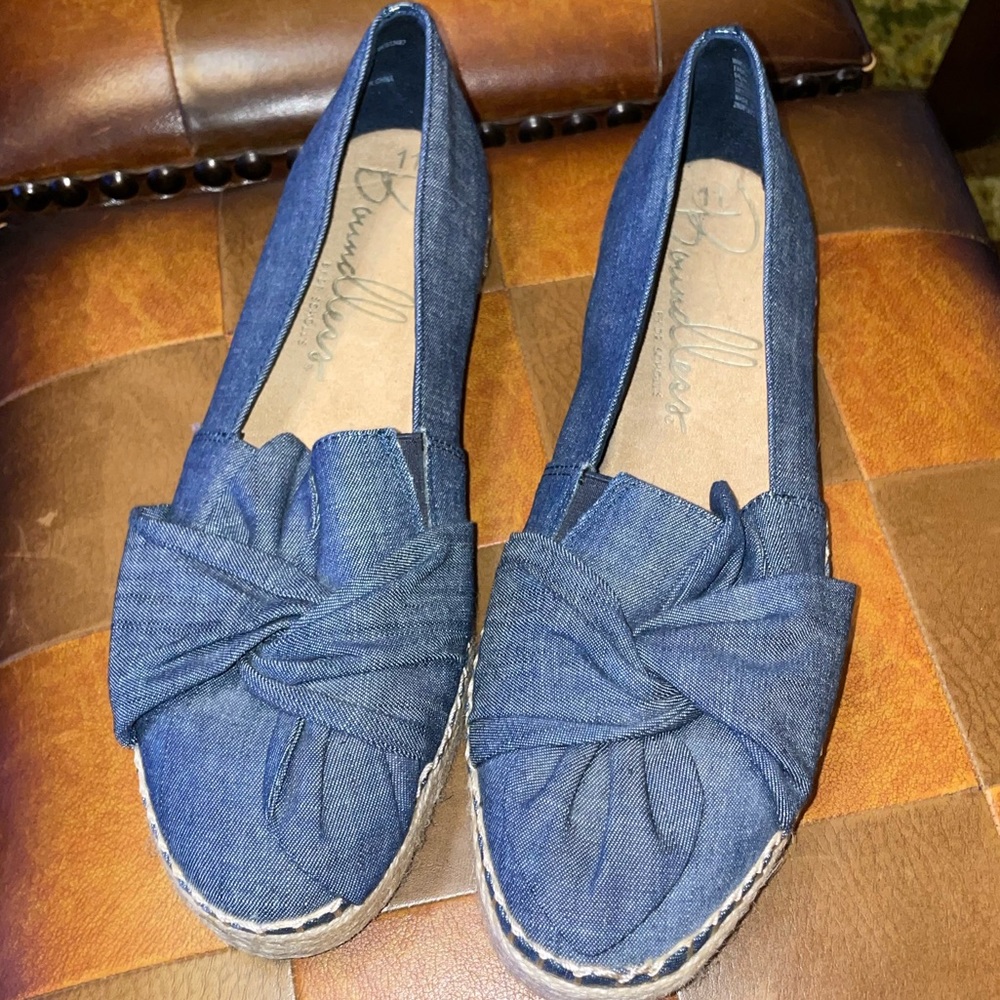 Boundless summer shoes size 11 Womens
